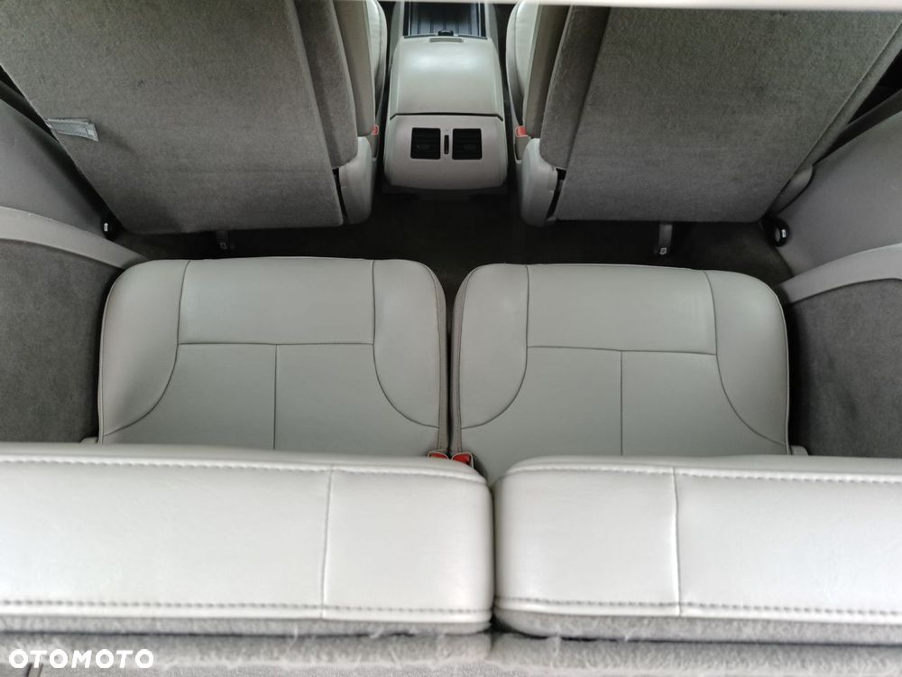 Chrysler Pacifica 4.0 - 17
