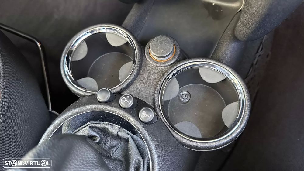 MINI 3 Portas Cooper D - 37