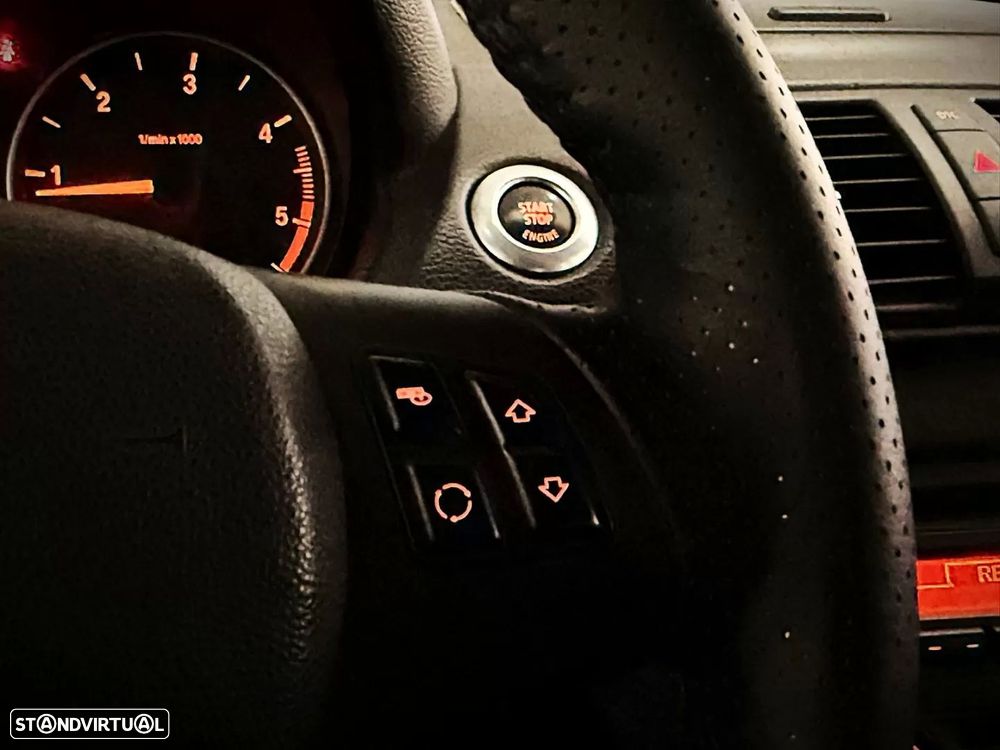 BMW 118 d DPF Edition Sport - 33