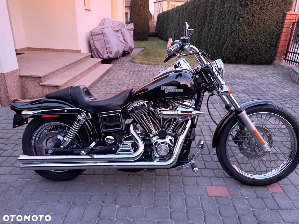 Harley-Davidson Dyna Street Bob - 18