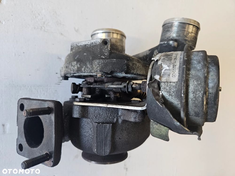 Alfa Romeo 147 159  GT 1.9 JTD turbosprężarka B858 55214063 55214063