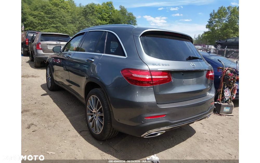 Mercedes-Benz GLC - 3
