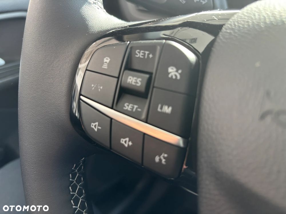 Ford Kuga 2.5 Duratec FHEV ST-LINE X - 10