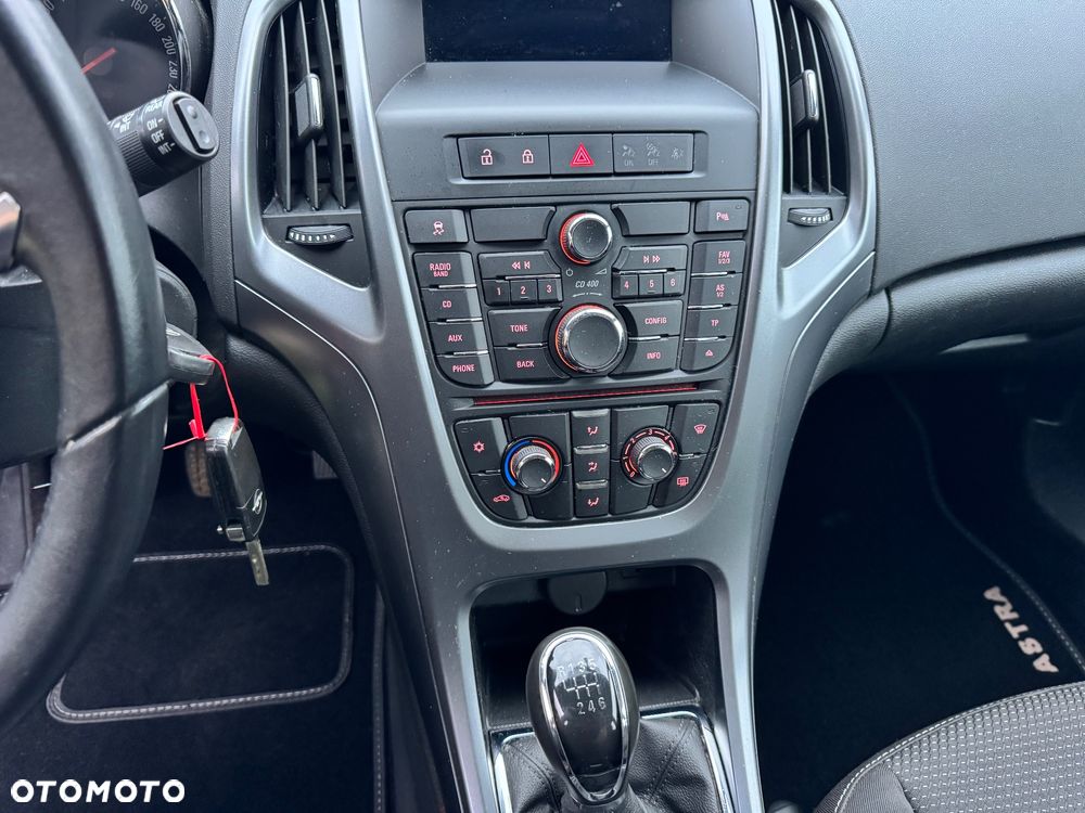 Opel Astra 1.4 Turbo Design Edition - 16