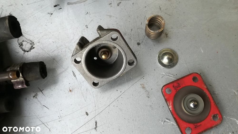 czujnik powietrza wiązka kostka mębrana uszczelka śruba nastawnik przepustnicy wtrysku przepustnica korpus wtryskiwacza seicento cinQuecento sporting punto I panda I doblo I palio siena - 30