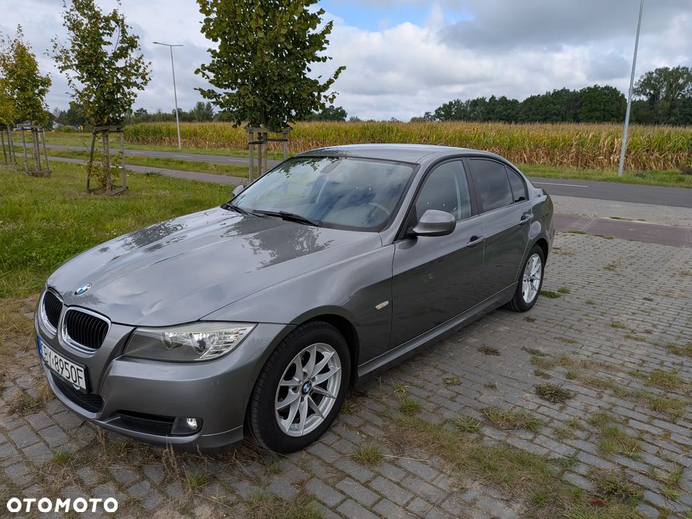BMW Seria 3 318d - 3