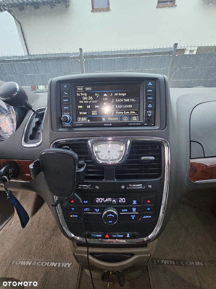 Chrysler Town & Country 3.6 Touring - 5