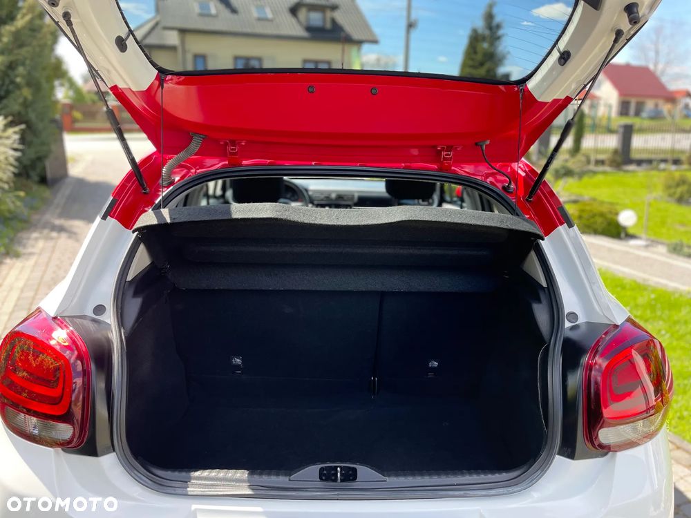 Citroën C3 1.2 PureTech Shine - 28