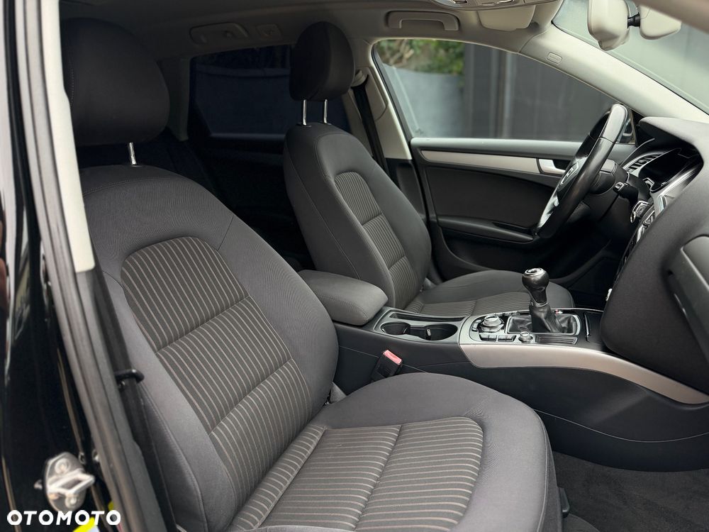 Audi A4 Avant 2.0 TDI DPF clean diesel Attraction - 32