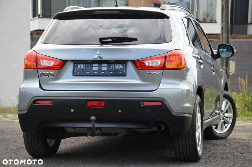 Mitsubishi ASX - 9