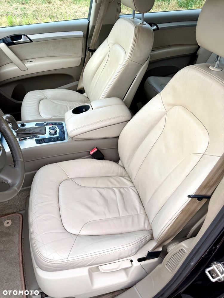 Audi Q7 - 9