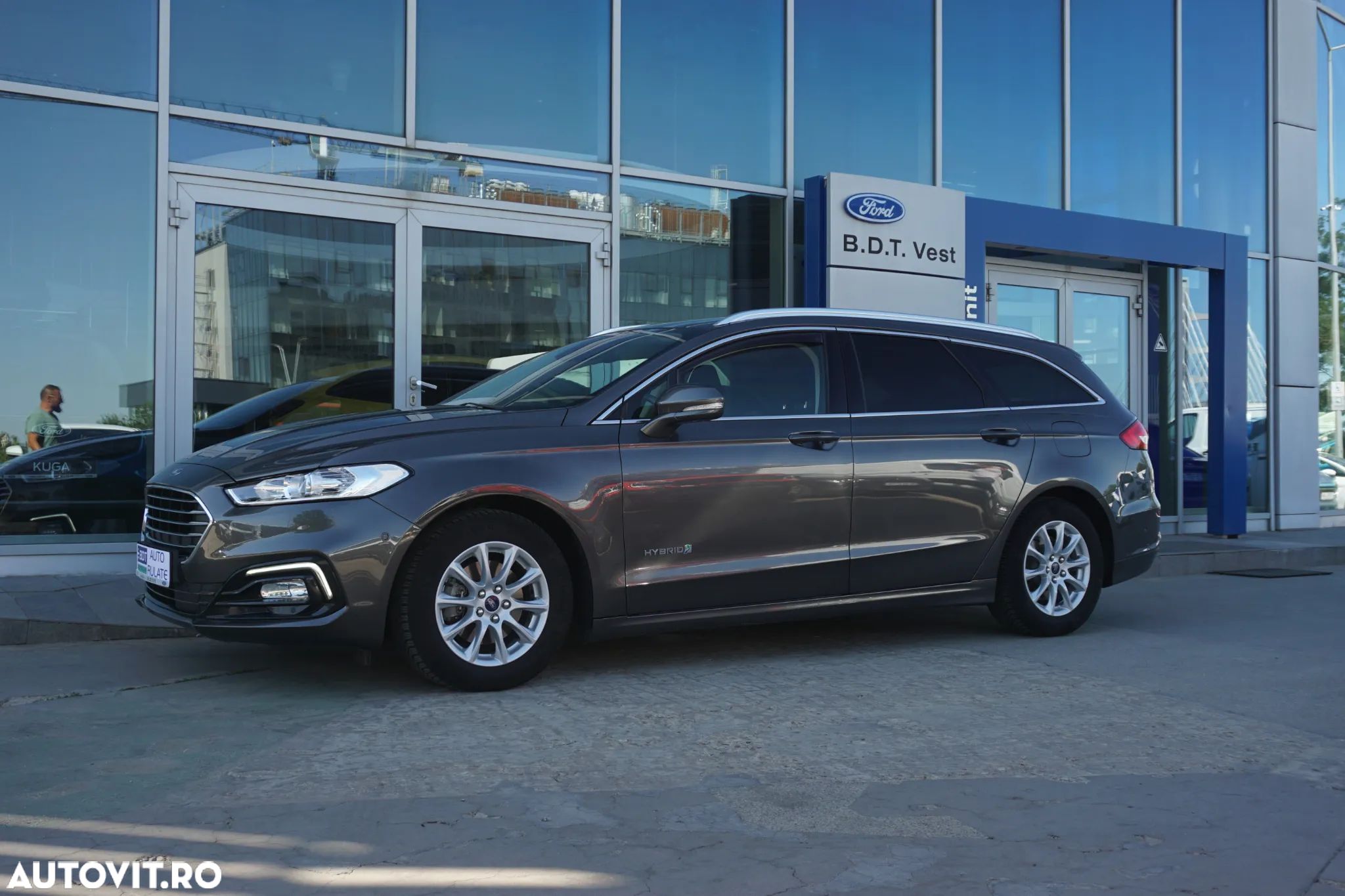 Ford Mondeo 2.0 HEV Titanium - 1