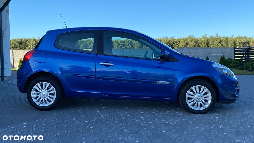 Renault Clio 1.2 16V 75 Expression - 6