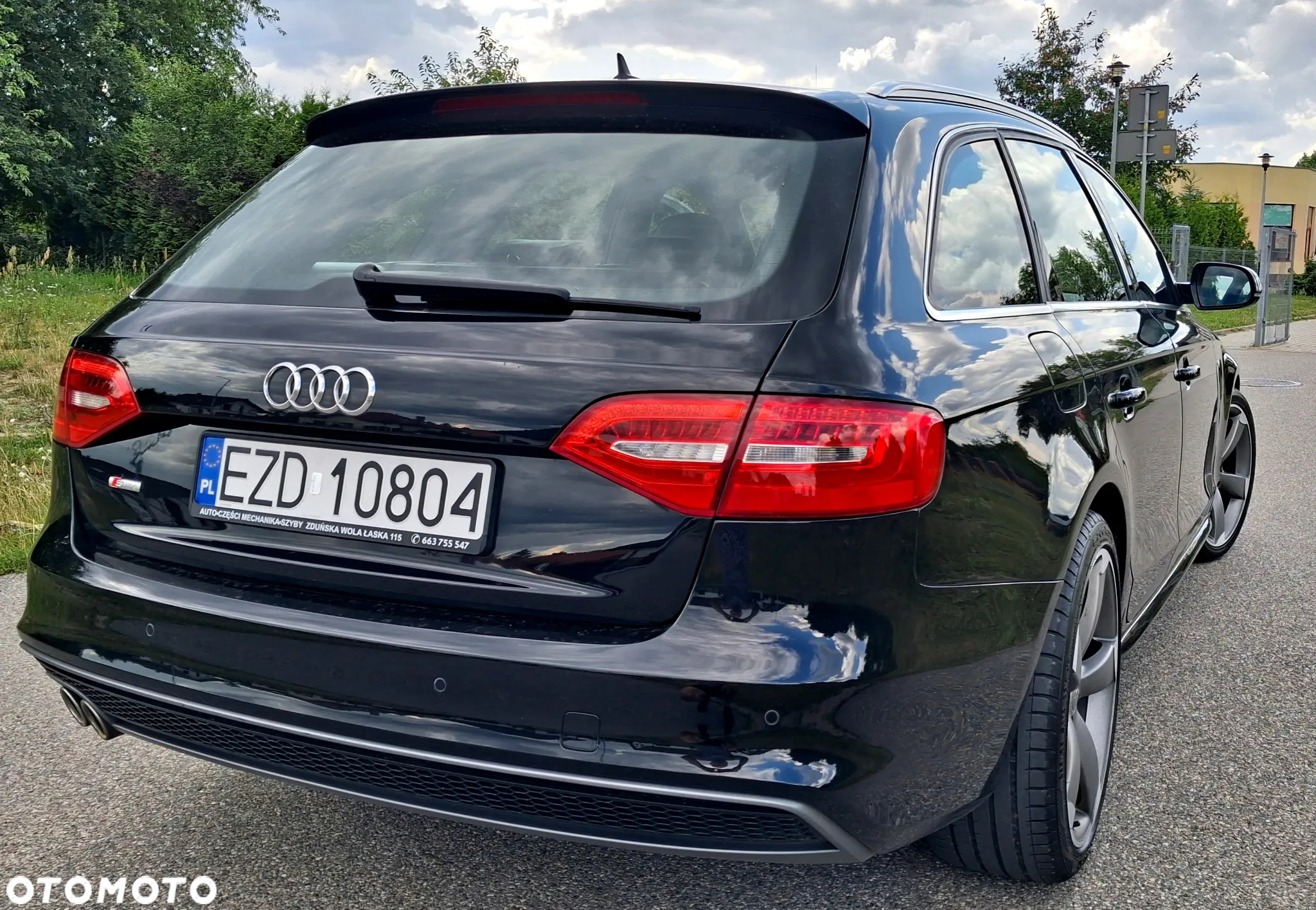 Audi A4 Avant 2.0 TDI DPF clean diesel S line Sportpaket - 14