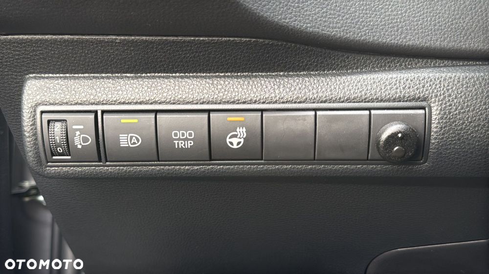 Toyota Corolla - 18
