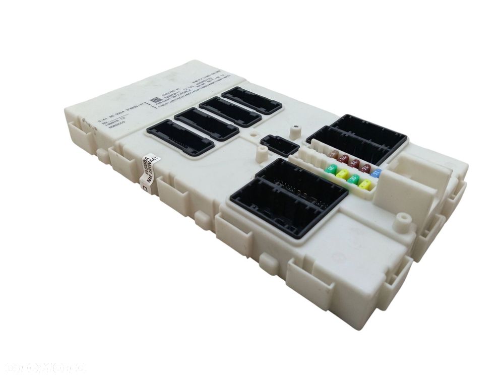 SKRZYNKA BEZPIECZNIKÓW MODUŁ FEM BMW F20 F21 F22 F30 F31 F32 9324785 - 4