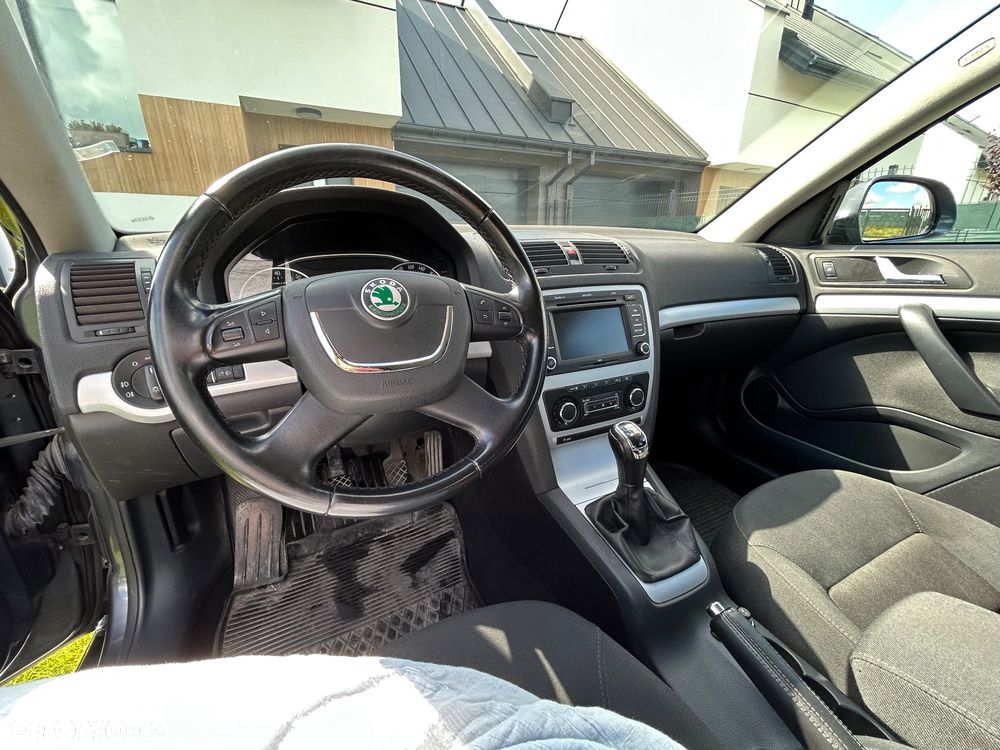 Skoda Octavia 1.8 TSI Family Plus - 11