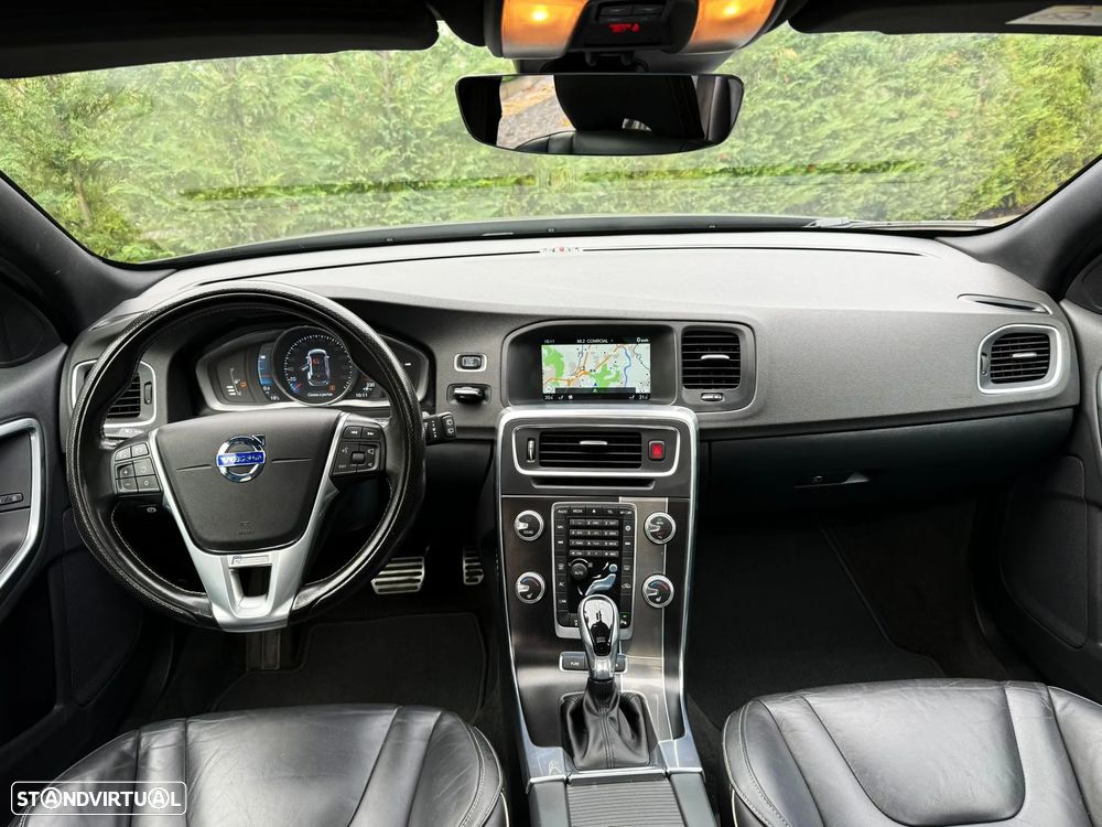 Volvo V60 D6 Twin Engine Geartronic RDesign - 15