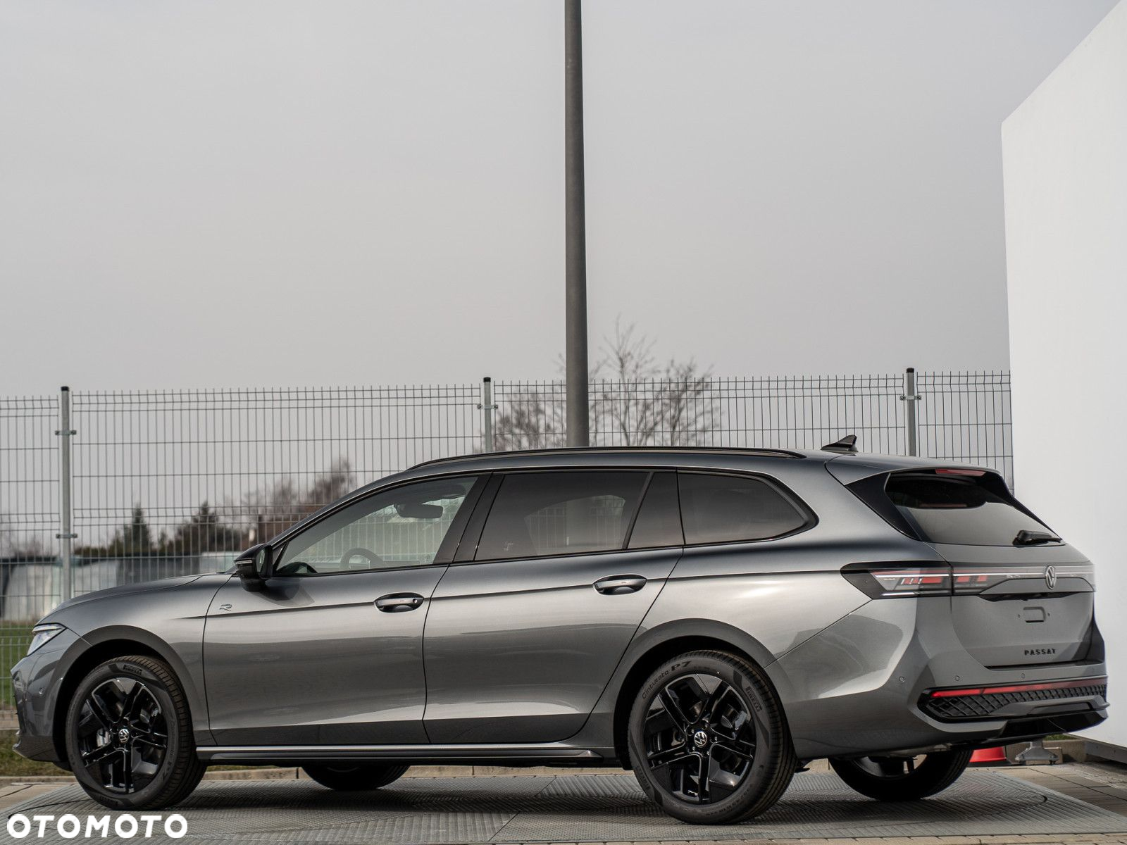 Volkswagen Passat - 3