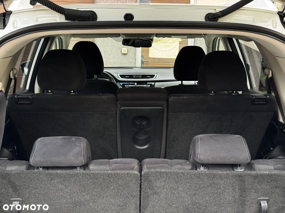 Nissan X-Trail 1.6 DCi N-Connecta - 17