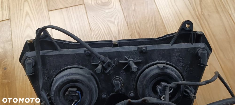 APRILIA ETV CAPONORD 1000 REFLEKTOR LAMPA  2004 - 10