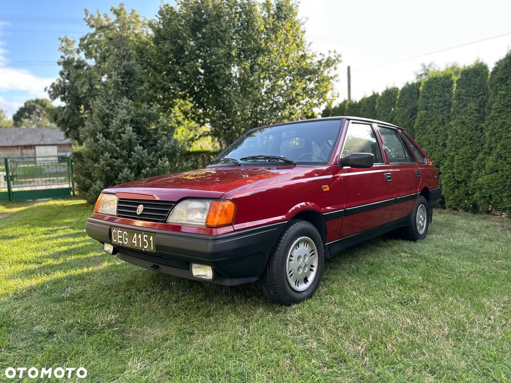 Polonez Caro - 1