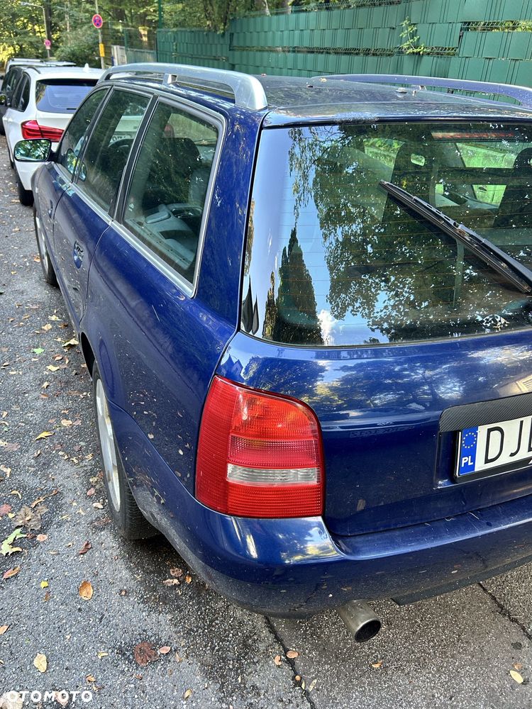 Audi A4 Avant - 4