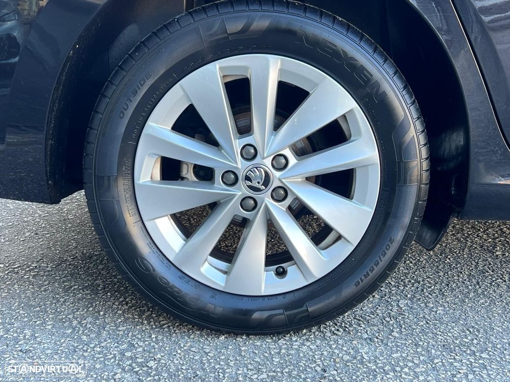Skoda Scala 1.0 TSI DSG - 5
