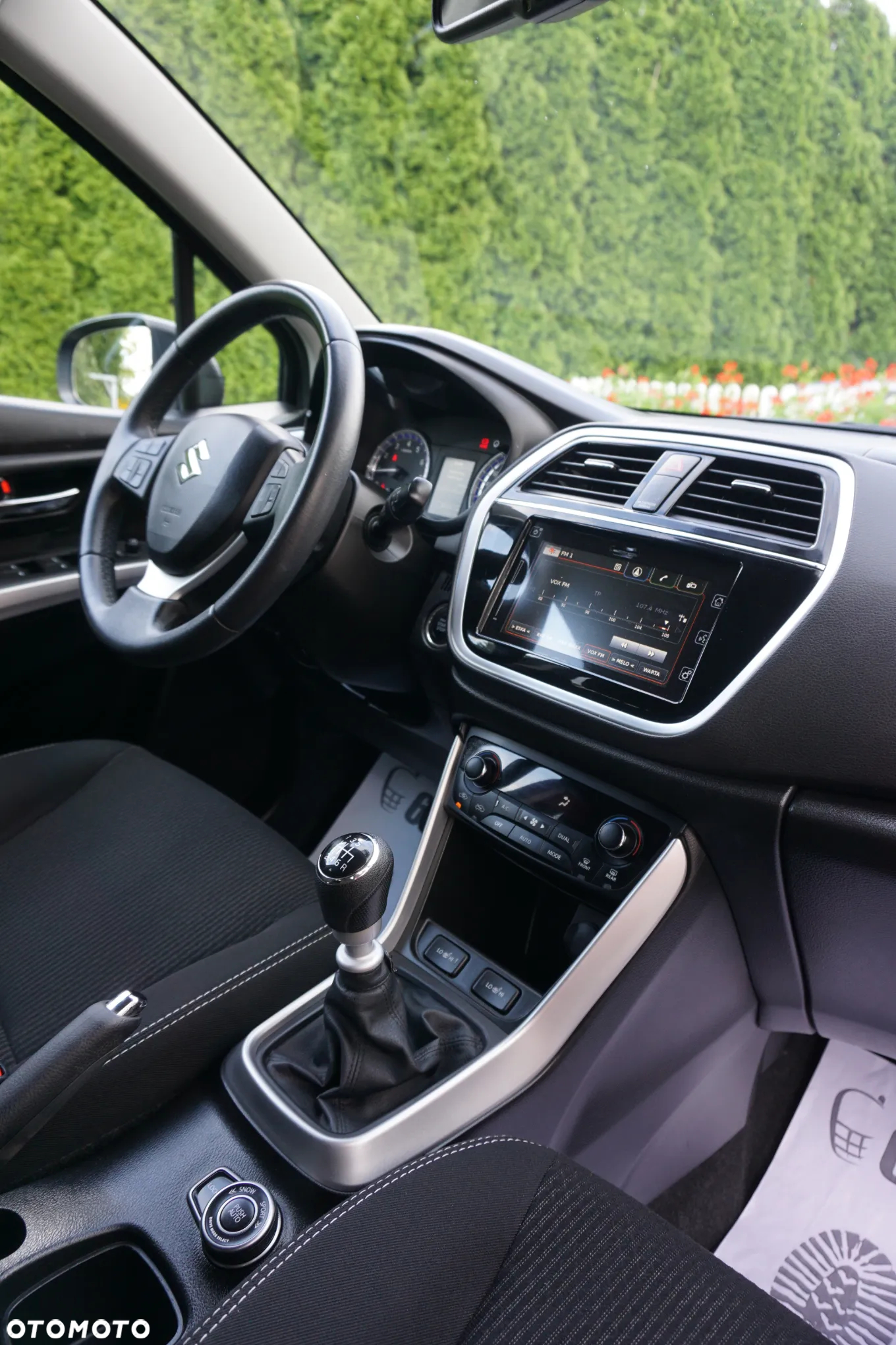 Suzuki SX4 S-Cross 1.4 T Premium 4WD - 14