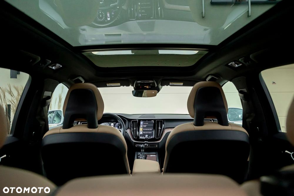 Volvo XC 60 T5 AWD Inscription - 24