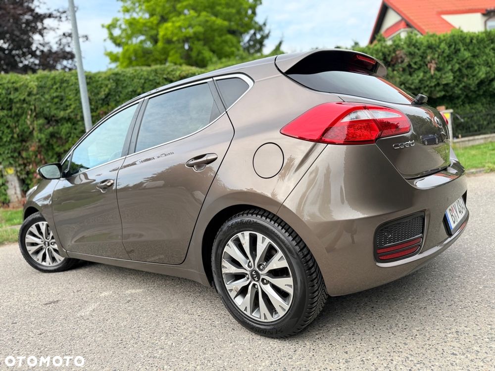 Kia Ceed 1.4 CVVT Dream Team Edition - 5