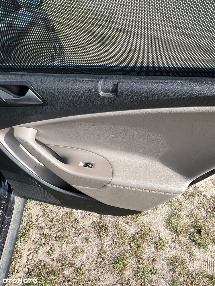 Volkswagen Passat 1.8 TSI Comfortline - 14