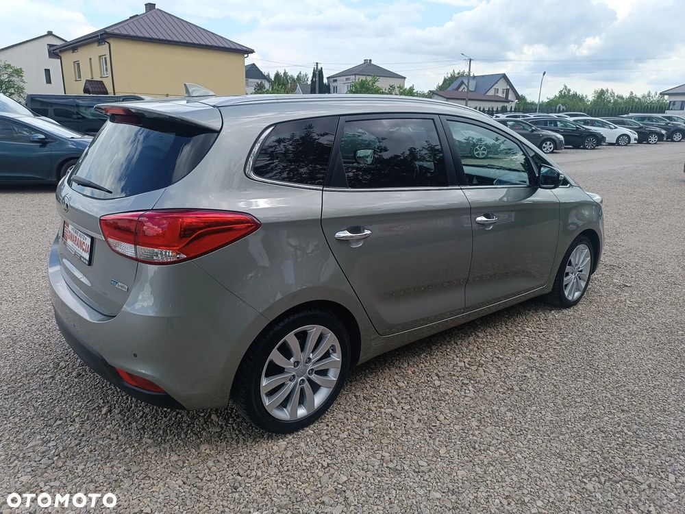 Kia Carens 1.7 CRDi 115 Dream Team Edition - 15