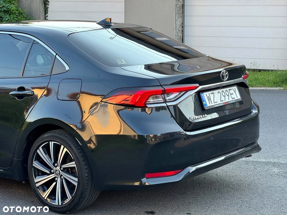 Toyota Corolla - 23