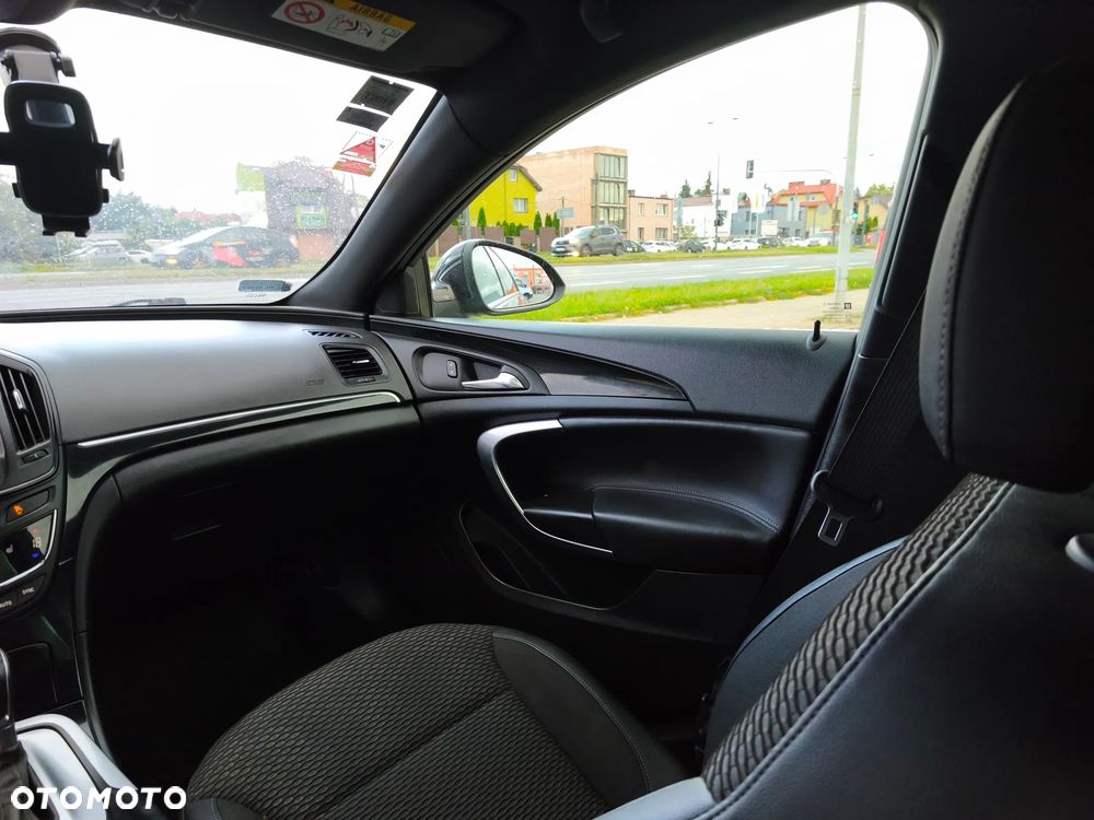 Opel Insignia 2.0 CDTI Cosmo - 11