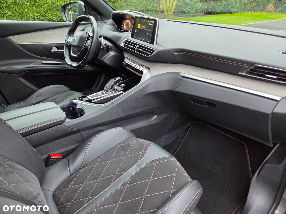 Peugeot 5008 BlueHDi 180 EAT8 GT Pack - 29