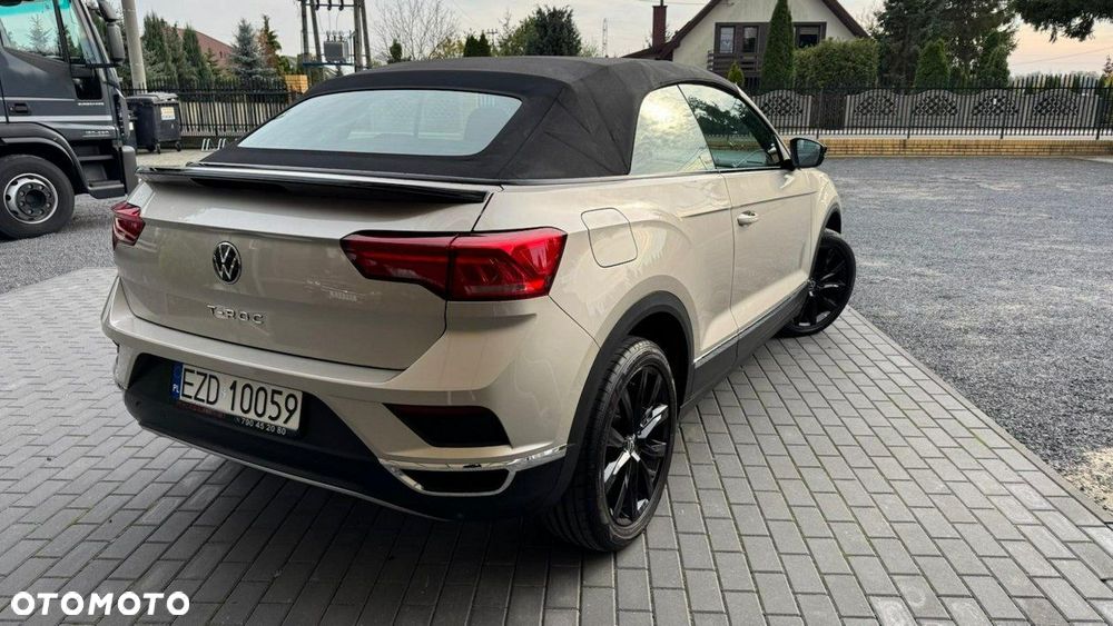 Volkswagen T-Roc - 22