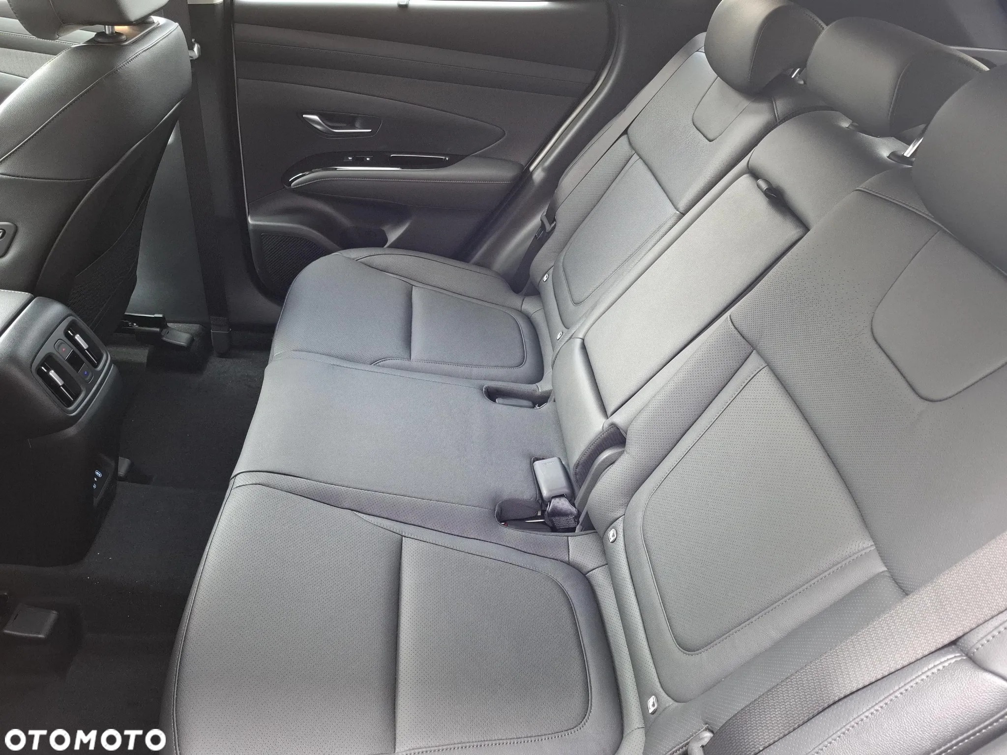 Hyundai Tucson 1.6 T-GDi HEV Platinum 2WD - 16
