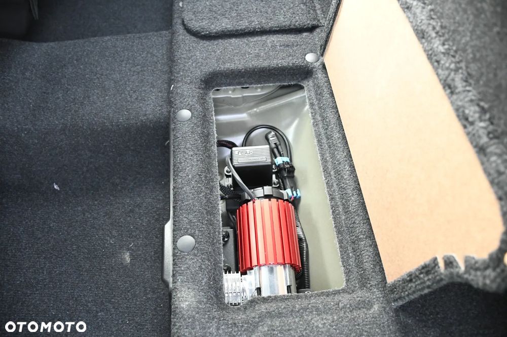 Toyota Hilux - 2