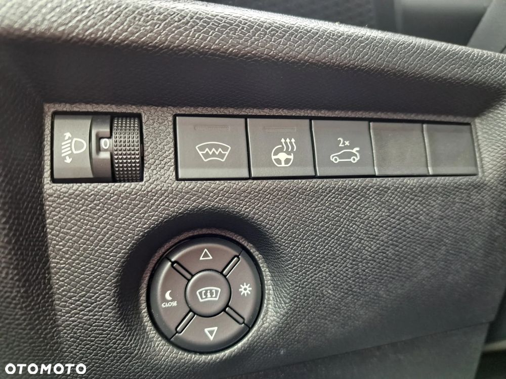 Citroën C4X 1.2 mHEV Max eDCT6 - 10