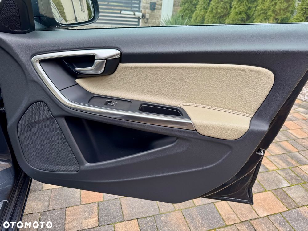 Volvo S60 2.0T Momentum - 20