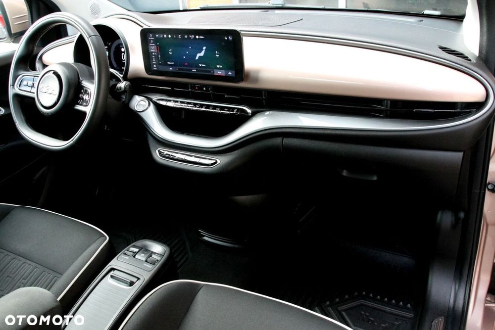 Fiat 500E 2023 photo 3
