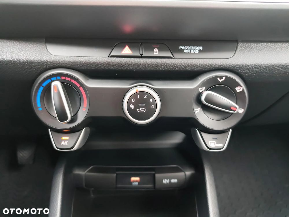 Kia Stonic 1.2 M - 25