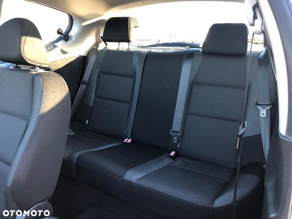 Peugeot 207 1.4 - 11