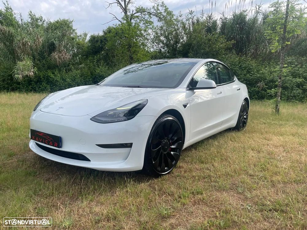 Tesla Model 3 - 9