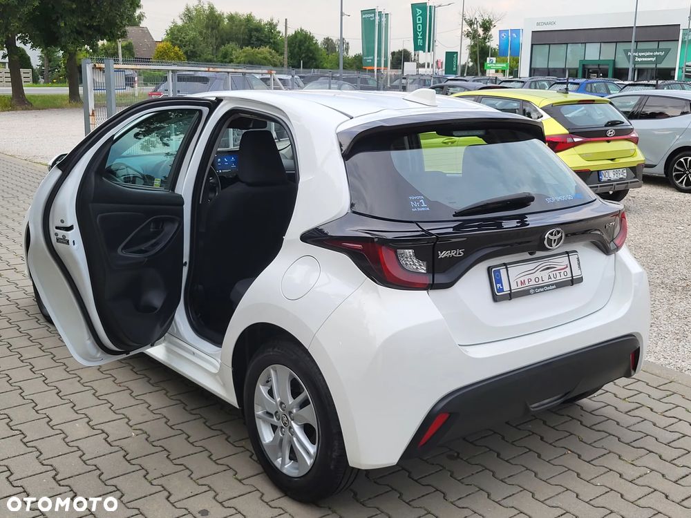 Toyota Corolla Cross 1.8 Hybrid Comfort - 12