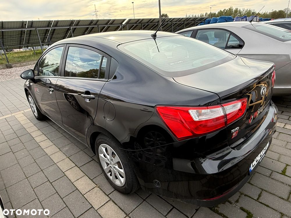 Kia Rio 1.2 M - 4