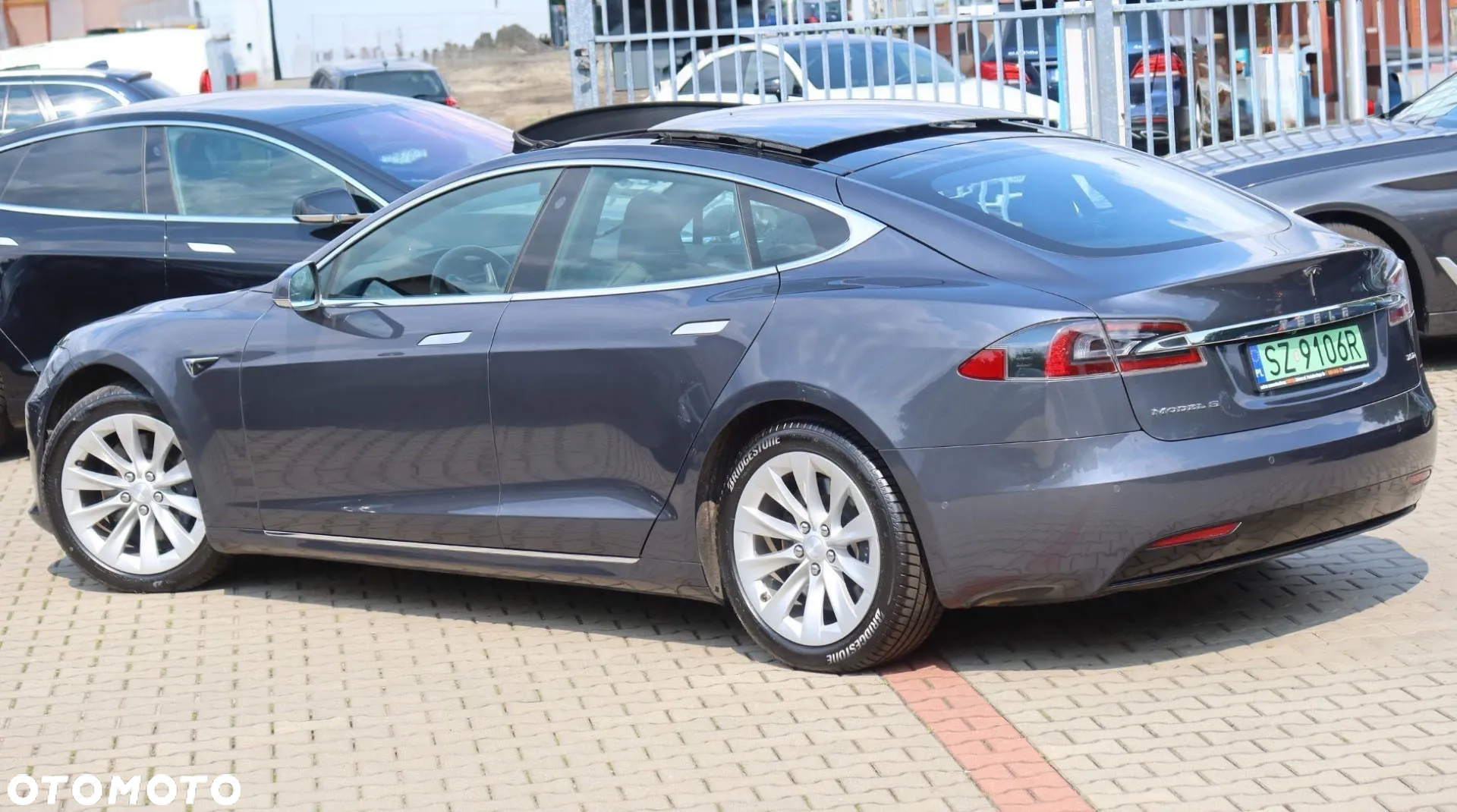 Tesla Model S Long Range Plus - 30