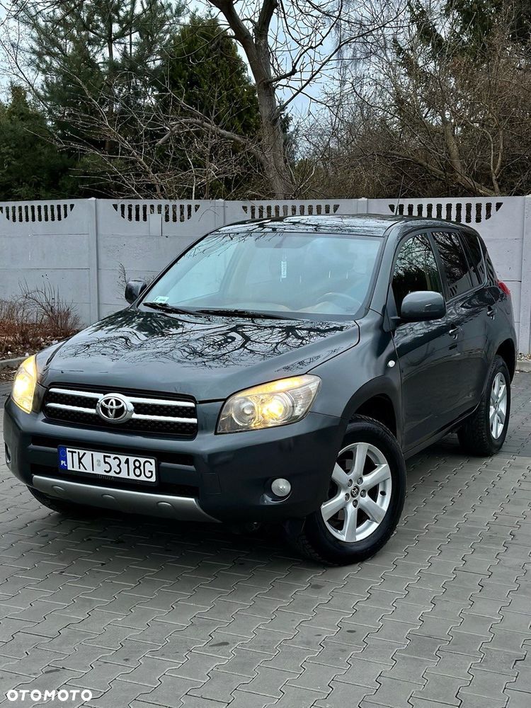 Toyota RAV4 - 2
