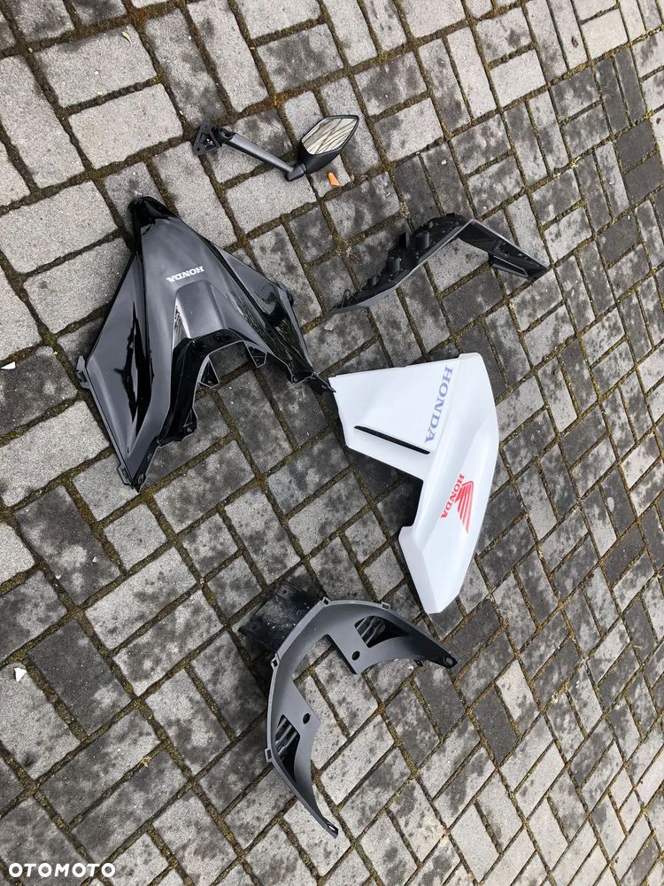 Honda Forza 750 bok lusterko felga osłona - 1